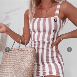 Striped mini dress with cute buttons